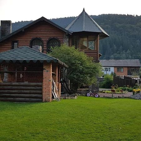 Complex "Shum Lisu" Daire Tatariv Dış mekan fotoğraf
