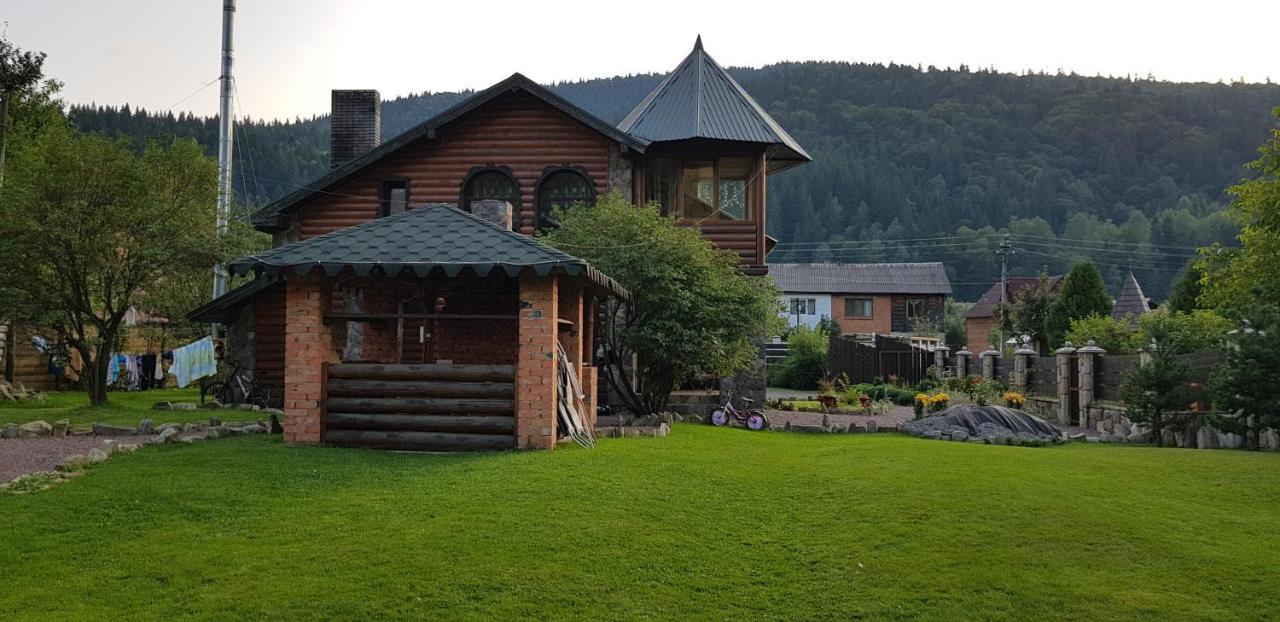 Complex "Shum Lisu" Daire Tatariv Dış mekan fotoğraf