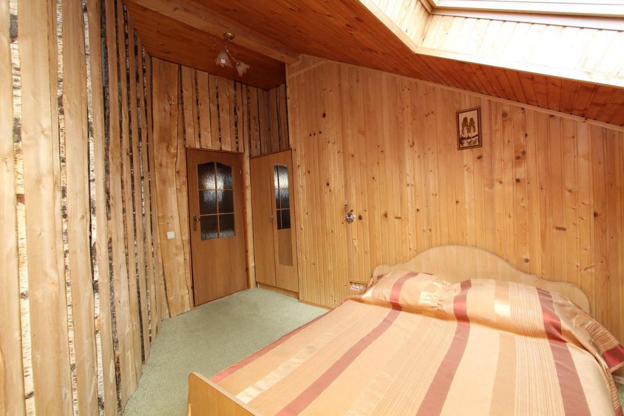 Complex "Shum Lisu" Daire Tatariv Dış mekan fotoğraf
