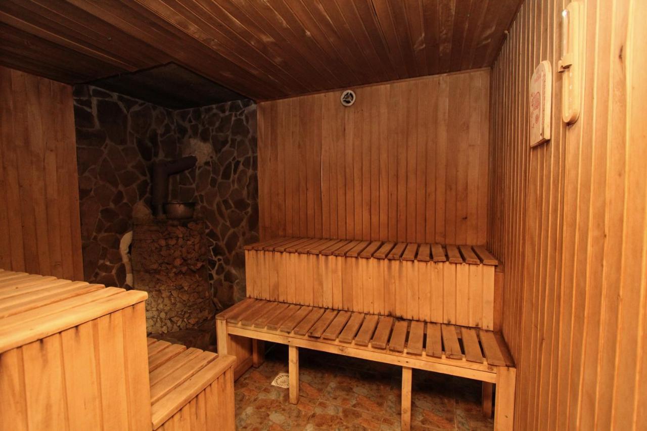 Complex "Shum Lisu" Daire Tatariv Dış mekan fotoğraf