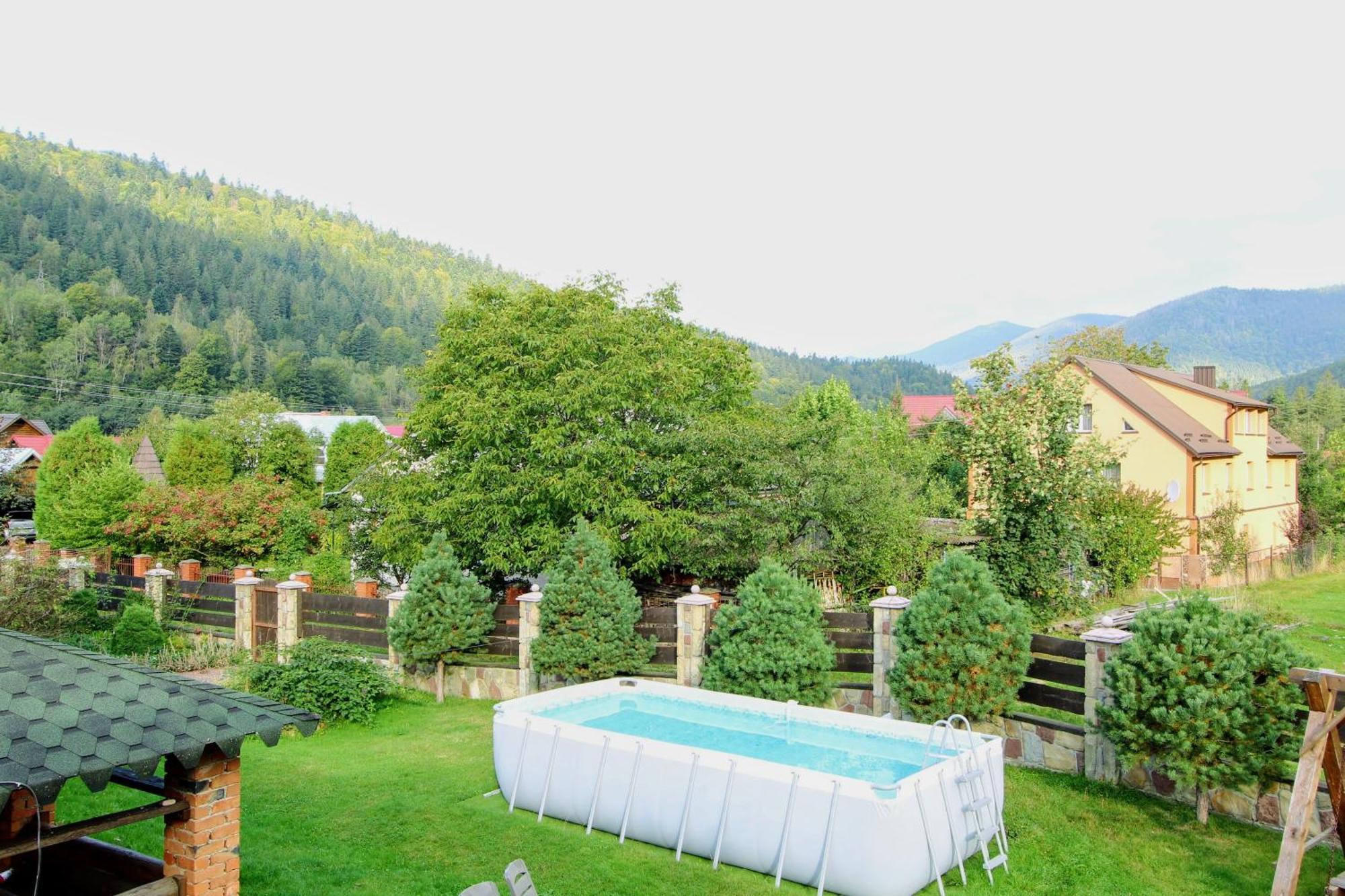 Complex "Shum Lisu" Daire Tatariv Dış mekan fotoğraf